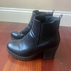 Refresh Chunky Heel Leather Combat Bootie